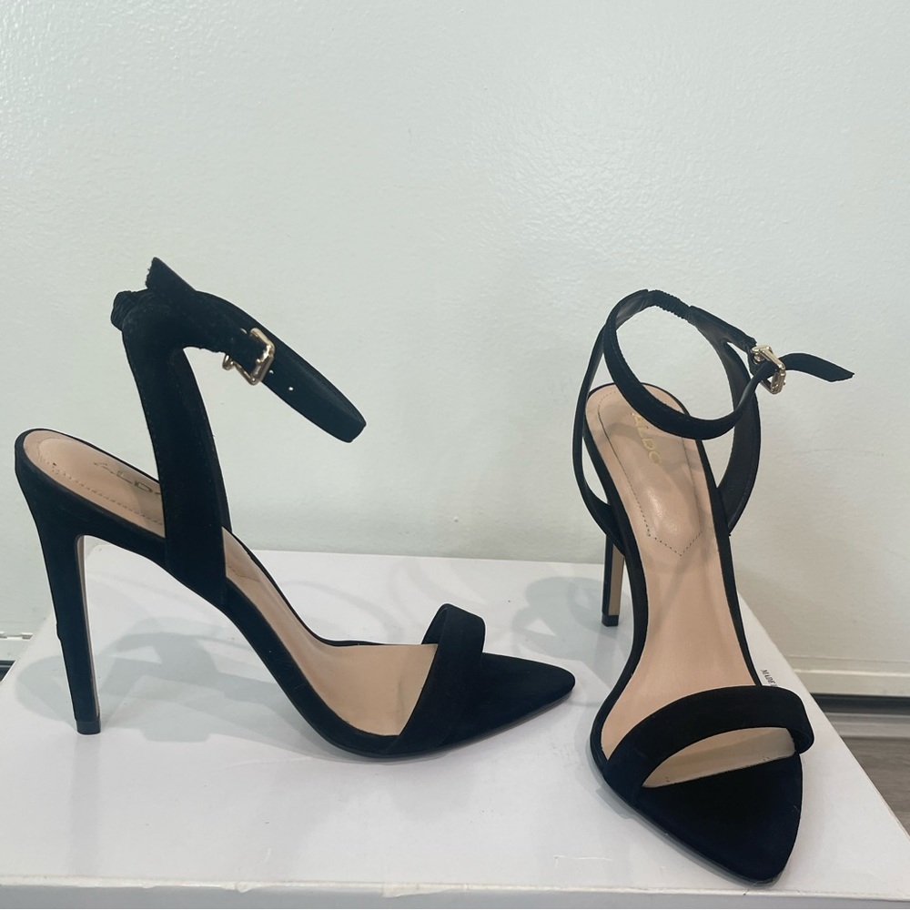 Aldo Black Suede Open Pointy Toe Strappy Heels With Ankle Strap.